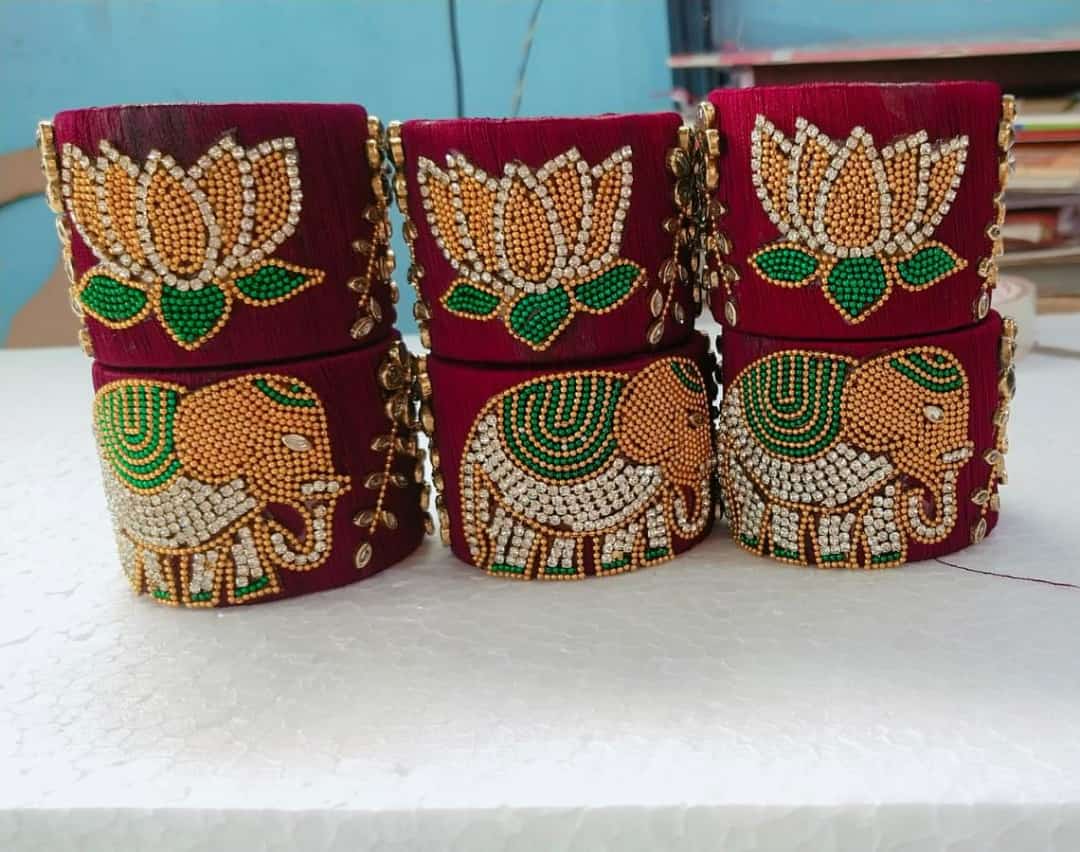 Thread Bangle Set