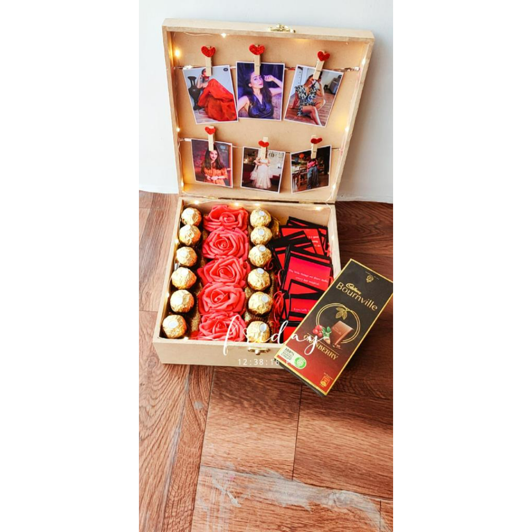 Wooden box hamper