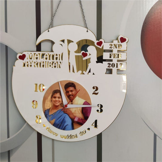 Acrylic Wall Clock With Wall Hanging